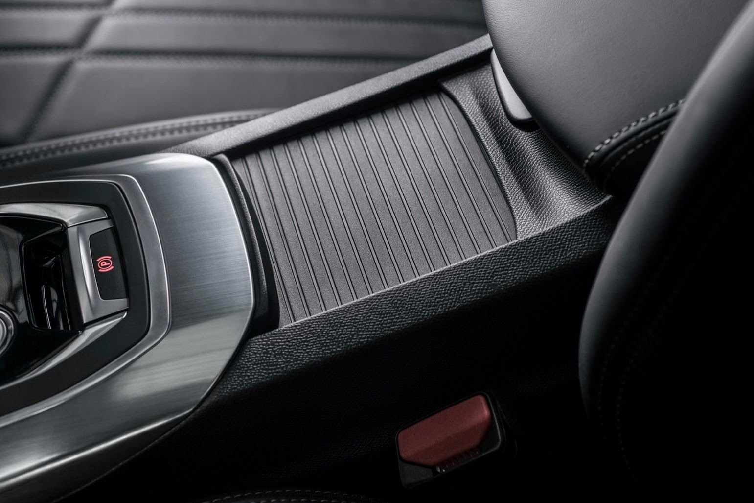 Nowy Peugeot 308 w obszernej galerii zdjęć 125