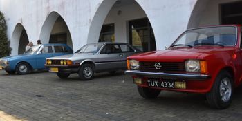 Toruń: Parada samochodów i święto motoryzacji. Jubileusz toruńskiej "Samochodówki"