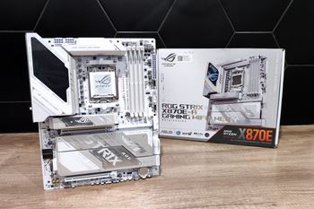 Wygląda świetnie, ale tania nie jest. Rzut okiem na płytę ASUS ROG Strix X870E-A Gaming WIFI7 NEO