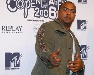 Timbaland grał z playbacku!