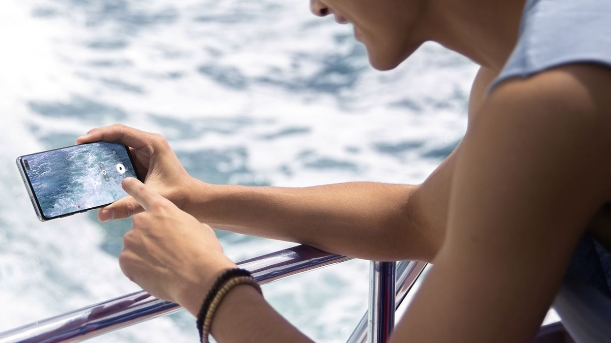 Dynamic AMOLED, czyli wyświetlacz idealny. Chroni oczy, oszczędza energię i wygląda zjawiskowo 1