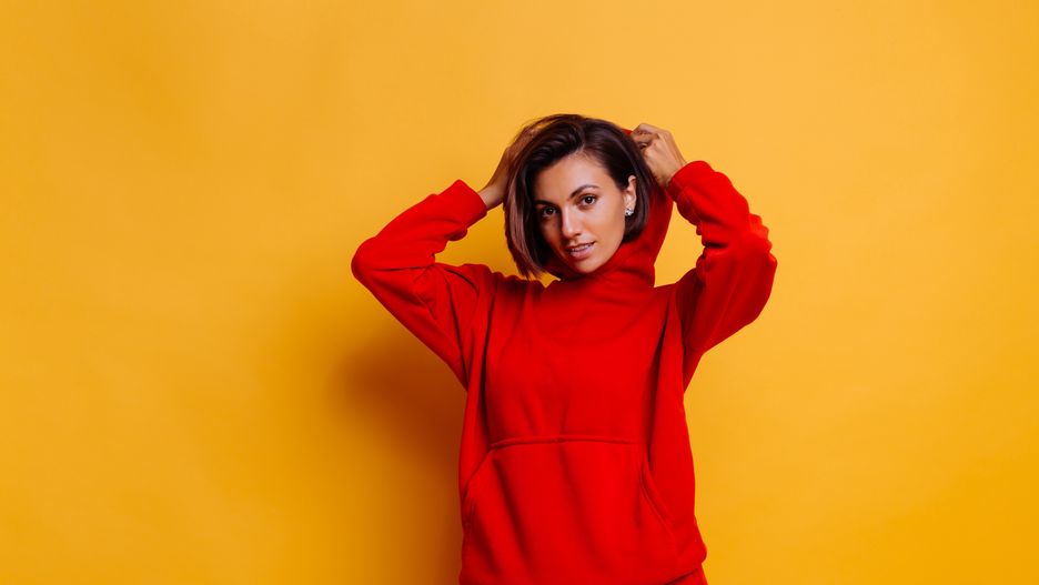 Bluzy oversize są zawsze modne.
