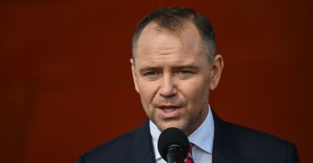 Węgierskie media piszą o Nawrockim. "Pogłębi podziały"
