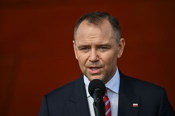 Węgierskie media piszą o Nawrockim. "Pogłębi podziały"