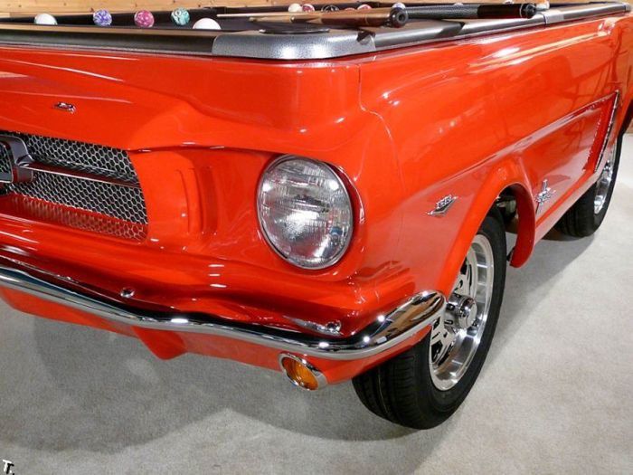 Stół bilardowy - replika Forda Mustanga