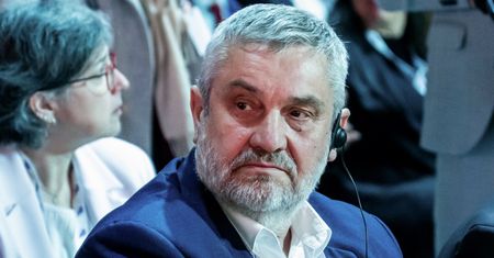 Prokuratura wydała akt oskarżenia. Chodzi o byłego ministra