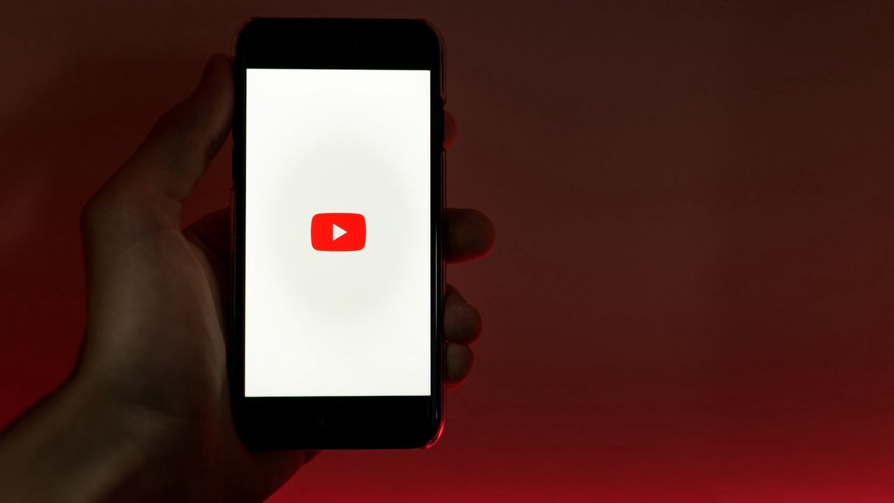 Pamiętasz aplikację YouTube Vanced? Uważaj na zawirusowaną podróbkę