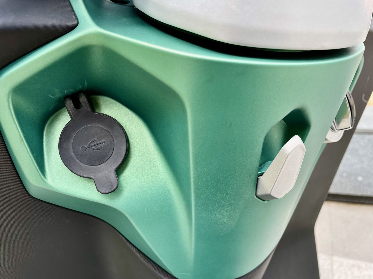 Piaggio 1 Active
