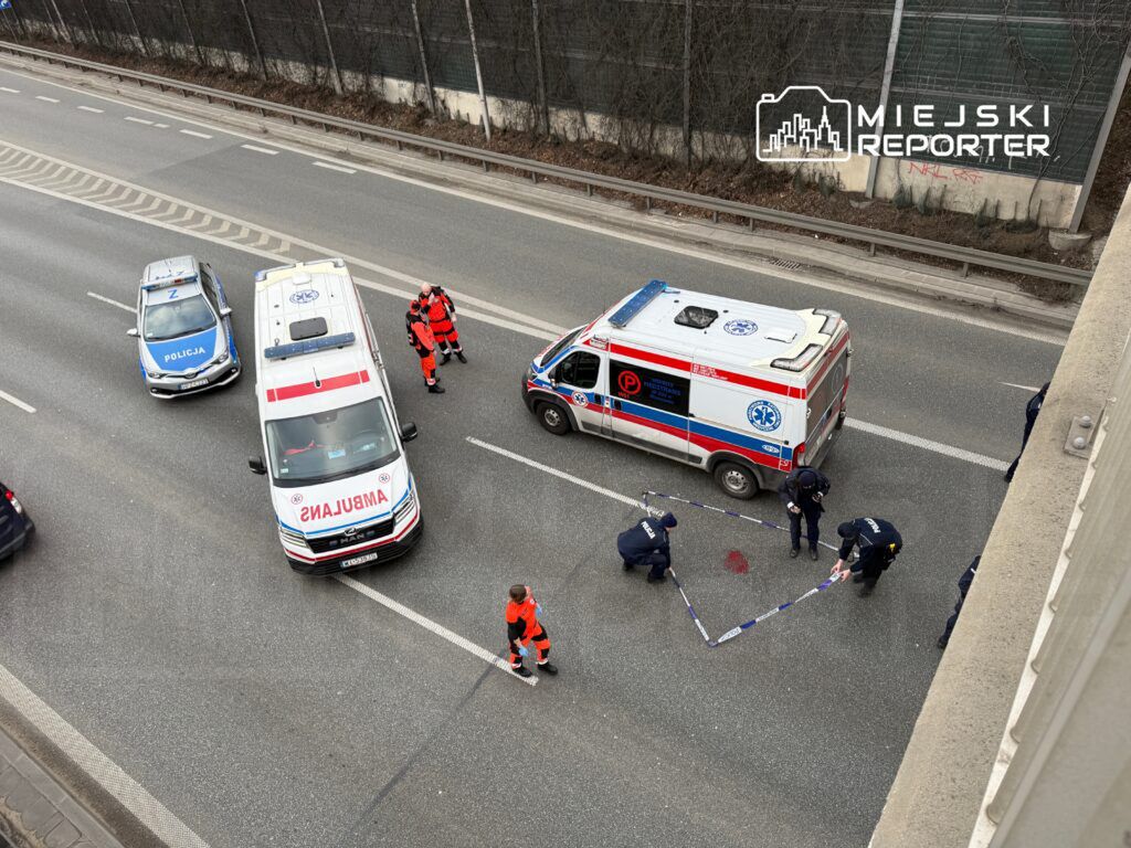 12-latka skoczyła z kładki na trasę S8. Dziecko trafiło do szpitala