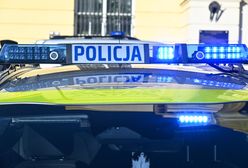 Wyłamał zamek i wybił szybę. 26-latek z nożem wtargnął na komendę