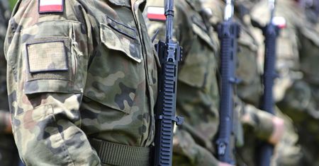 Słupsk: Zawody w 7. Brygadzie Obrony Wybrzeża. Sztanga, drążek, pompki