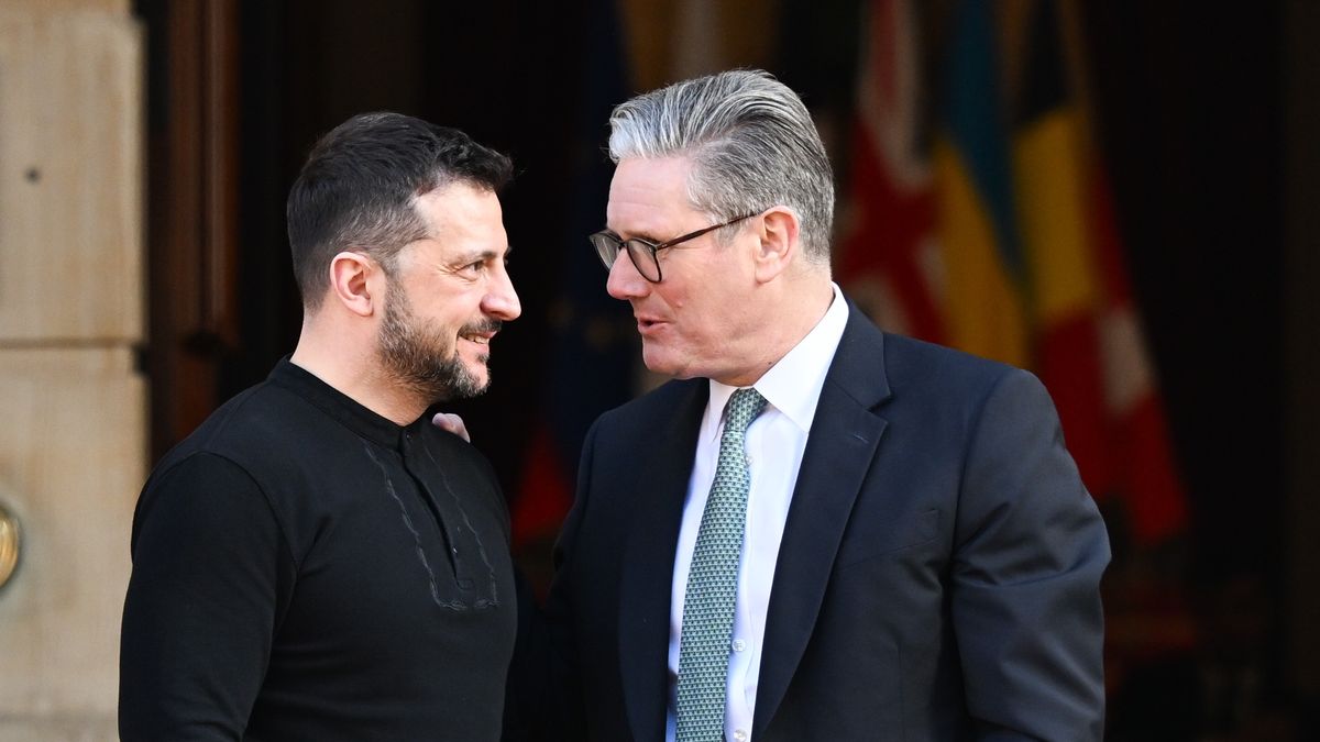 Volodymyr Zelenskiy, Ukraine's president, left, and Keir Starmer, UK prime minister, ahead of a summit in London, UK, on Sunday, March 2, 2025. UK Prime Minister Keir Starmer is hosting Ukrainian President Volodymyr Zelenskiy and more than a dozen other European leaders to discuss security guarantees the continent can offer Kyiv in the event of a ceasefire with Russia. Photographer: Chris J. Ratcliffe/Bloomberg via Getty Images