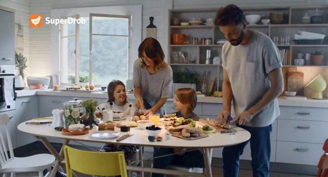 SuperDrob reklamuje Kurczaka Sielskiego