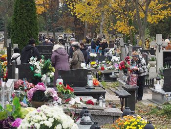 Łódź: Pogoda na 2 listopada 2025. Czy w Zaduszki będzie ciepło?