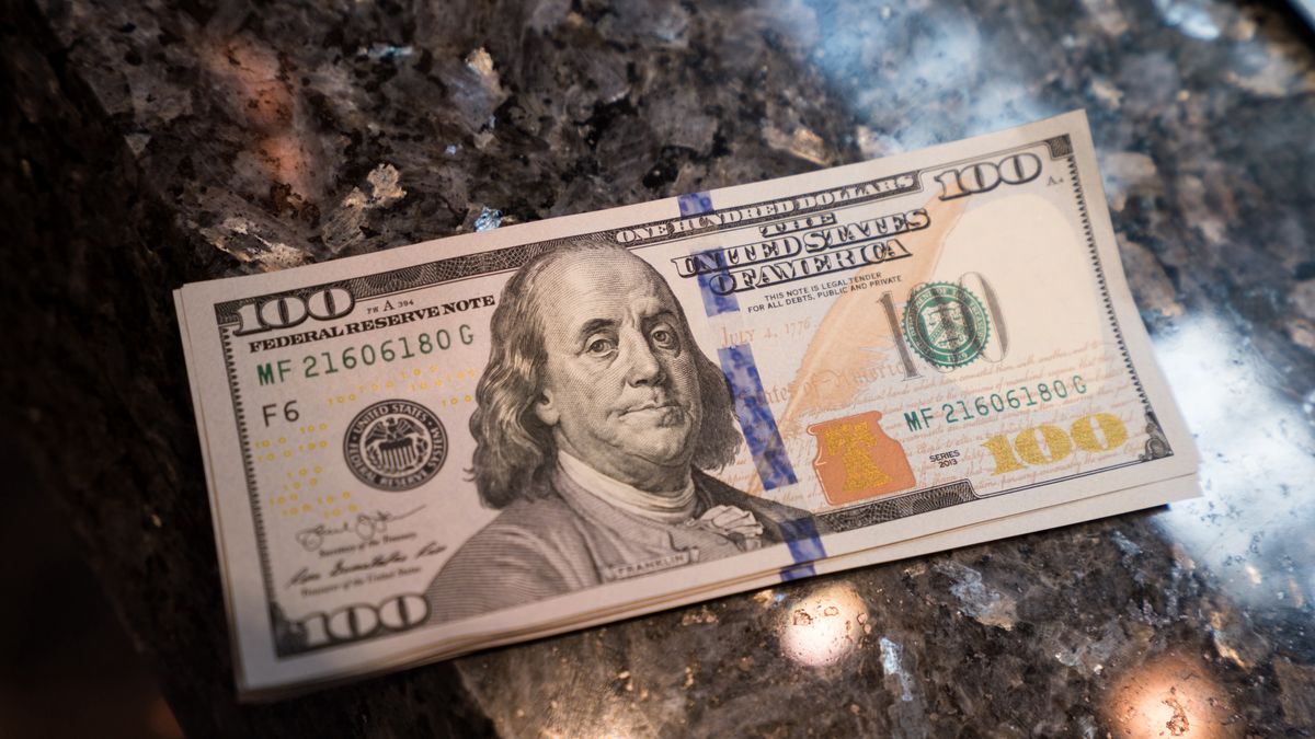 Kursy walut NBP 26.11.2020 Czwartkowy kurs euro, funta, dolara i franka szwajcarskiego