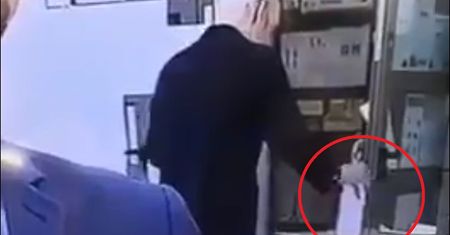 Nie wiedział, że jest filmowany. Internauci pękają ze śmiechu