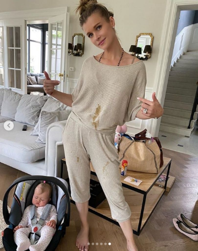 Joanna Krupa i Asha-Leigh witają Douglasa Nunesa w Polsce