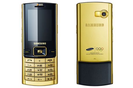 Samsung SGH-D780 zalany złotem z okazji olimpiady