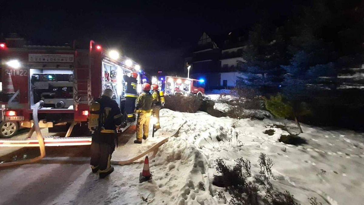 Chwile grozy w Karpaczu, strażacy ewakuowali prawie czterysta osób