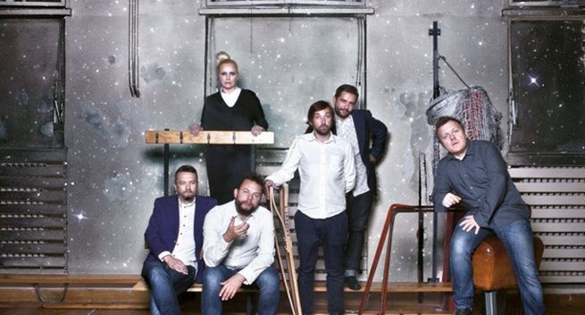 "Chiński urzędnik państwowy" od Hey (wideo)