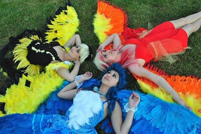 50 dziewczyn przebranych za pokemony. Ile z nich rozpoznacie? 34