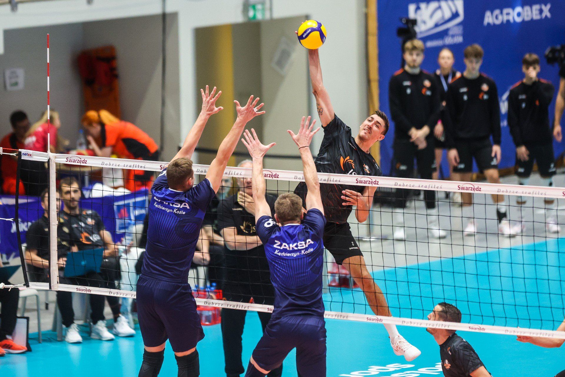 ZAKSA Kędzierzyn-Koźle to wielokrotny uczestnik Memoriału Gołasia, a także drużyna, która w ostatnich latach była na ustach kibiców w całej siatkarskiej Europie
