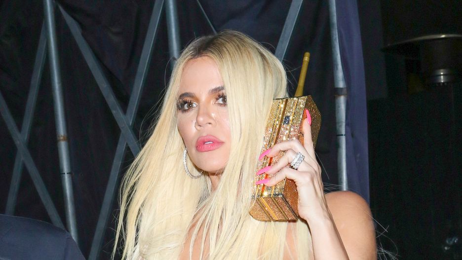 Khloe Kardashian nie usunęła zdjęcia z nadliczbowym palcem u stopy