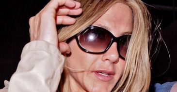 Aniston żebrze o uczucie Mayera!
