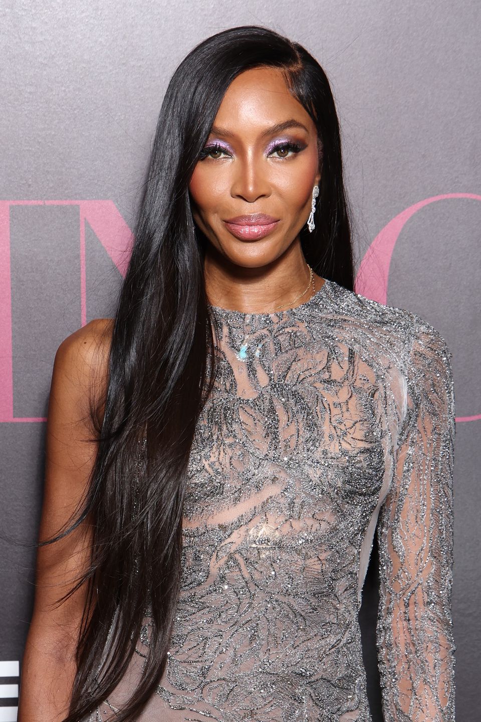 Naomi Campbell na gali w Arabii Saudyjskiej. Co za kreacja!