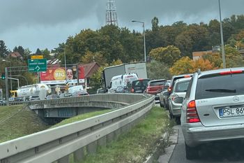 Gorzów: Korki po włączeniu świateł na rondzie Santockim