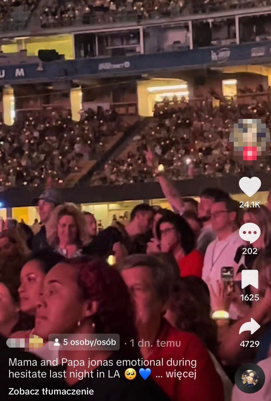 Joe Jonas płacze na koncercie