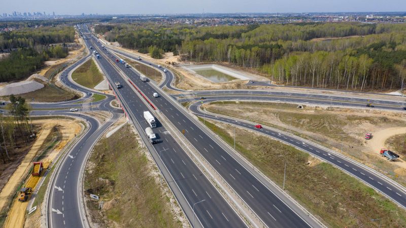 Trasa S8 na wysokości Marek (fot. GDDKiA)