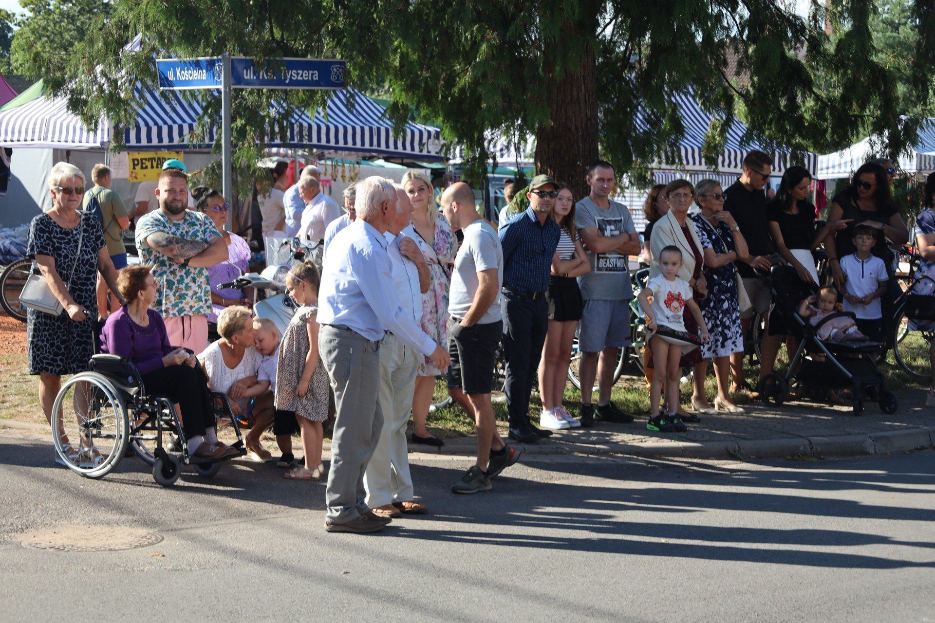 Pielgrzymki były elementem uroczystości z okazji XXVI rocznicy koronacji obrazu Matki Bożej Pocieszenia w Lutogniewie