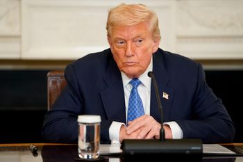 Trump stawia sprawę jasno. "Bezdomni muszą natychmiast wynieść się" z Waszyngtonu