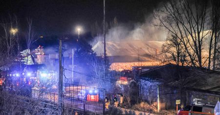 Duży pożar w Warszawie. Spłonęła hala znanej na świecie firmy