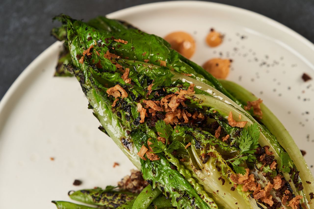 Grilled romaine lettuce: A fresh take on a classic green
