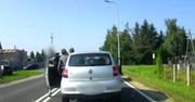 Najechał na tył auta. Pasażerowi puściły nerwy, skandaliczna scena
