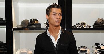 Ronaldo: "Każdy chce być ubrany jak ja!"