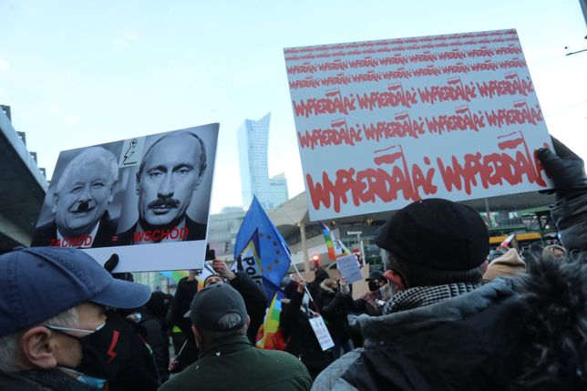 Warszawa. Protest na rondzie Czterdziestolatka