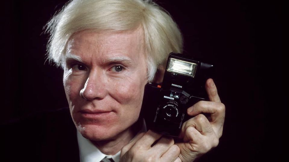 Fotografie dokumentujące 10 lat życia Andego Warhola dostępne w internecie 1