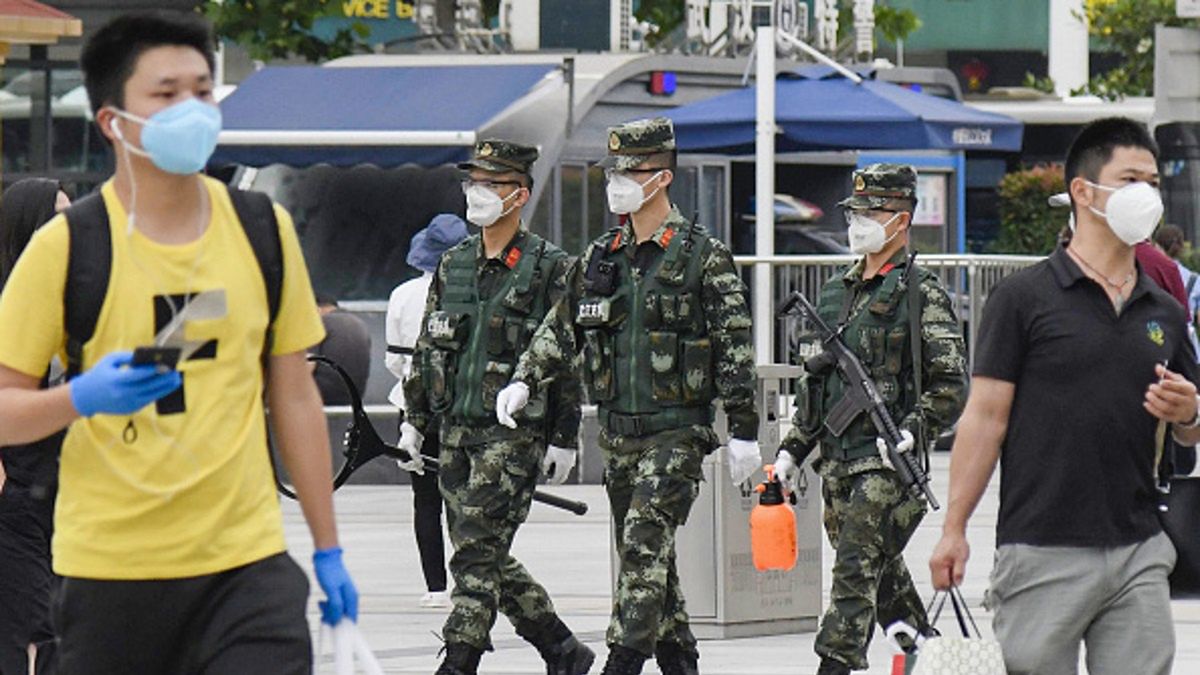 Władze Wuhan nakazały mieszkańcom przejść testy na obecność koronawirusa