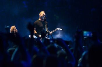 Przedsprzedaż biletów na koncert Metalliki w Chorzowie z problemami, zespół przeprasza. W piątek 30 maja na zakupy mogą ruszyć już wszyscy