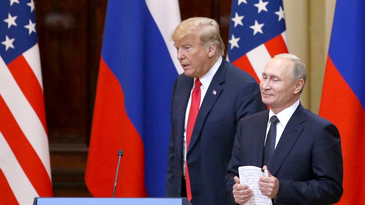 Na zdjęciu Donald Trump i Władimir Putin podczas spotkania w Helsinkach w 2018 roku