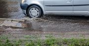 Gdańsk: Ulice pod wodą. Silne opady deszczu zalały chodniki i piwnice