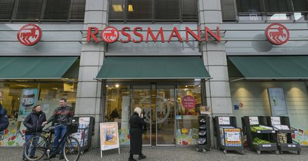 Rossmann rozdaje 50 proc. zniżki na zakupy. Wystarczy spełnić jeden warunek
