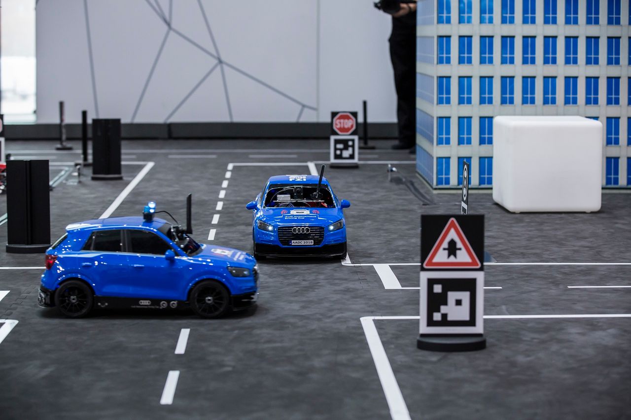 Konkurs pojazdów autonomicznych w małej skali (fot. Audi)