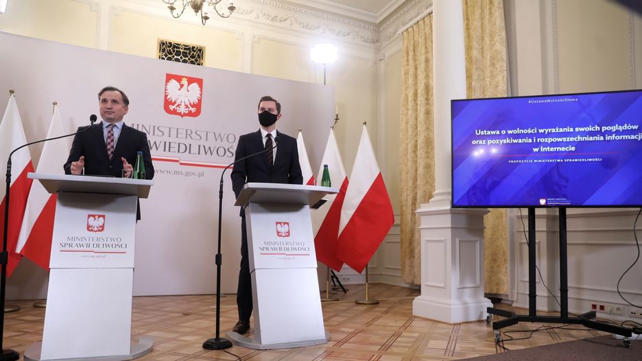 Minister sprawiedliwości, prokurator generalny Zbigniew Ziobro i wiceminister sprawiedliwości Sebastian Kaleta