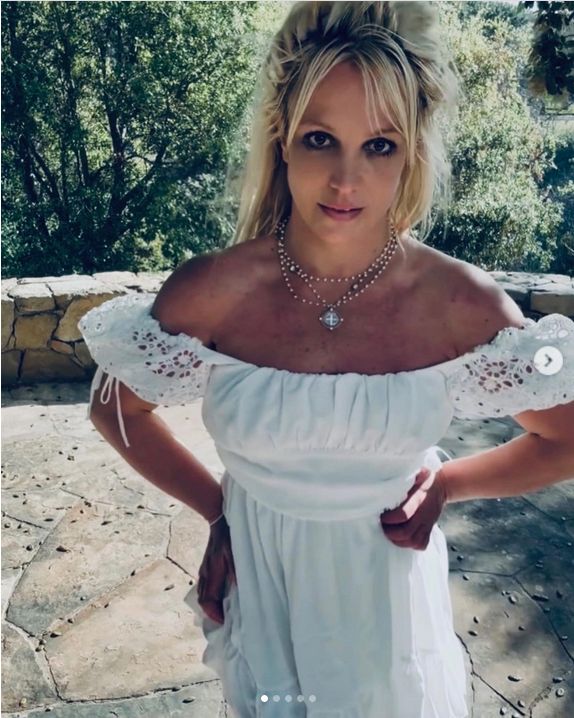 Britney Spears powinna uwolnić się od byłego męża? "Żyje na jej koszt"
