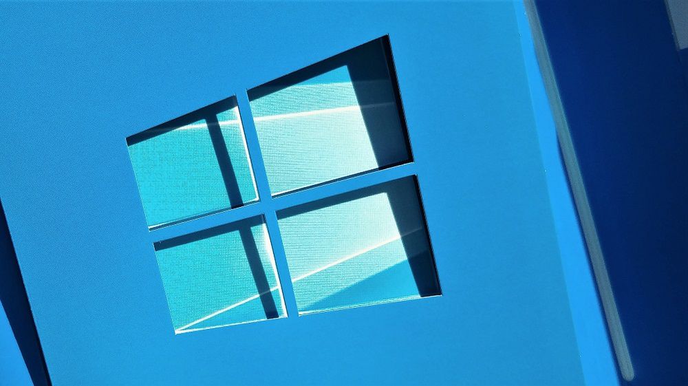 Ciemny Eksplorator w Windows 10: pomysł amatora lepszy od realizacji Microsoftu