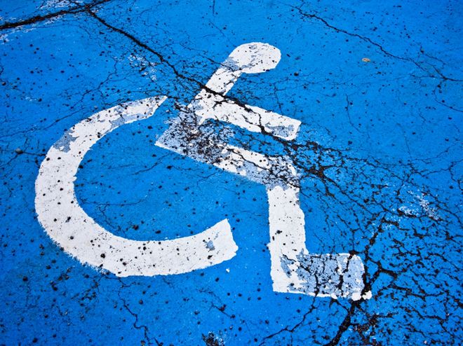 Wózek inwalidzki kierowany głosem i ruchem oka